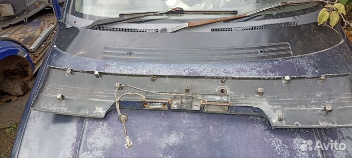 Накладка на 5 дверь митсубиси рвр