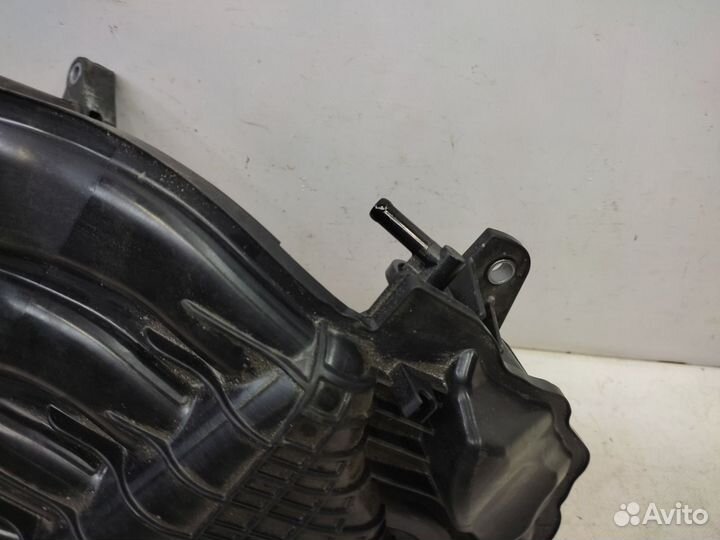 Коллектор впускной Renault Duster 2010