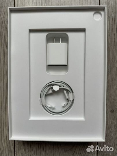 Apple iPad Air 2022 64Gb