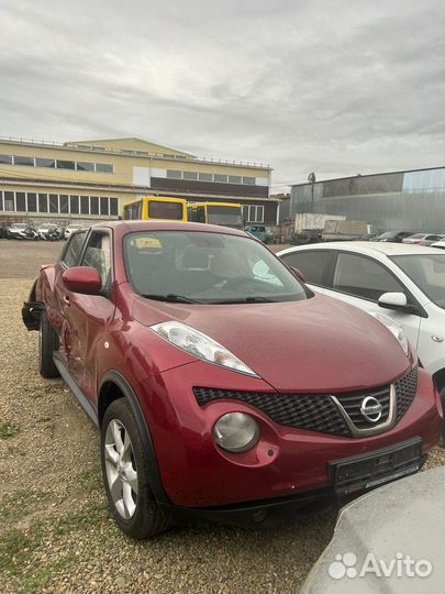 Автомобиль в разборе Nissan Juke F15 2010-2020