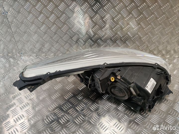 Фара Форд куга2