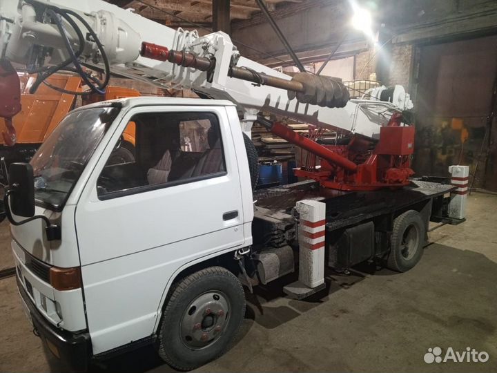 Isuzu Elf с КМУ, 1993
