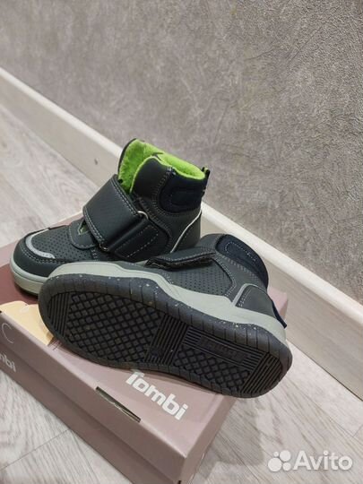 Ботинки демисезонные 23