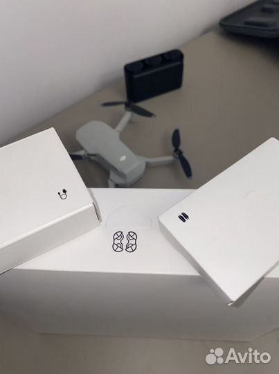 Мини квадрокоптер DJI mavic mini Combo