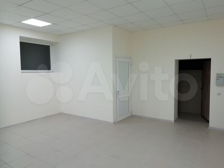 Свободного назначения, 300 м²