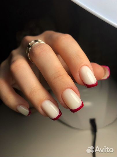 Маникюр педикюр
