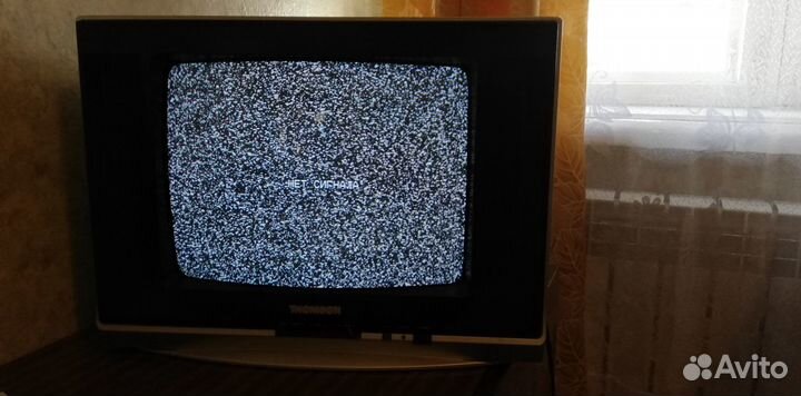 Телевизор Thomson-14NF1