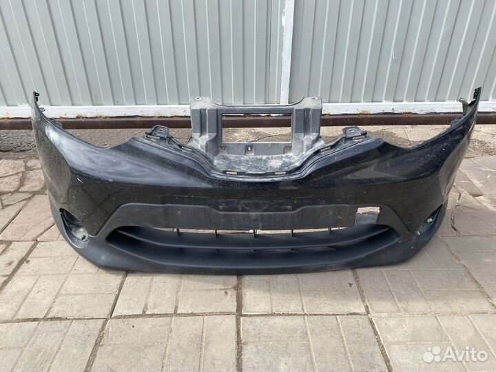 Передний бампер на nissan qashqai