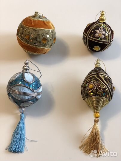 Новогодние игрушки