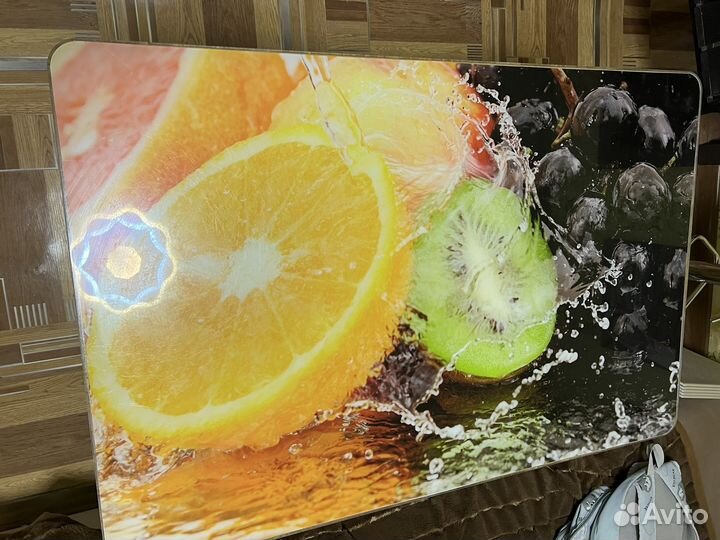 Стол стеклянный