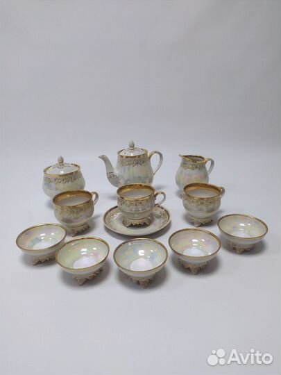 Предметы чайного сервиза 