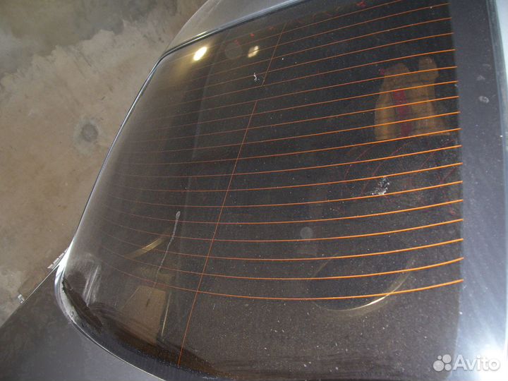 Ниссан альмера классик стекло заднее