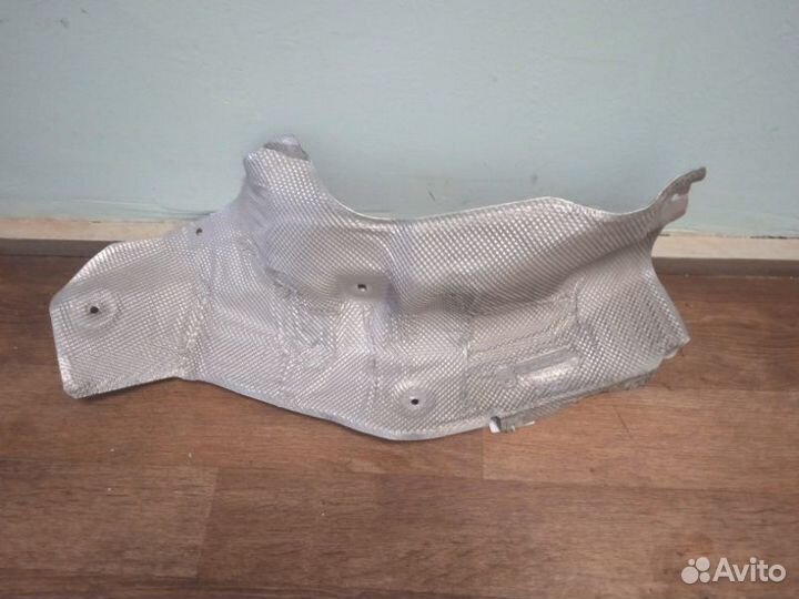 Теплоизоляционный экран правый Bmw X5Mp F15 3.0