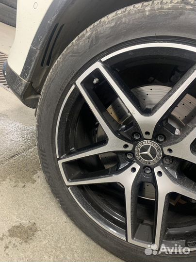Bridgestone Alenza 001 275/45 R21