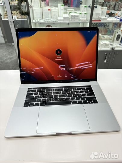 MacBook Pro 15 2018 Touch Bar i7 16Gb 500Gb