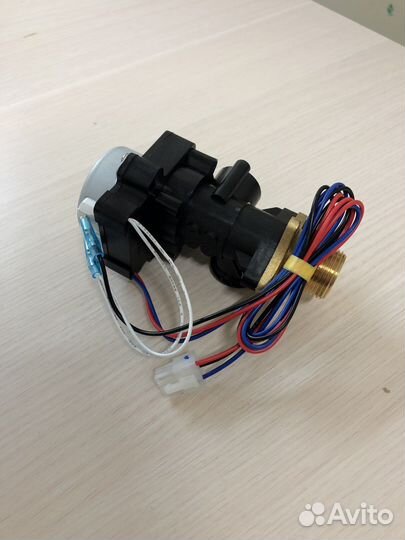 Клапан трехходовой navien 30015423А