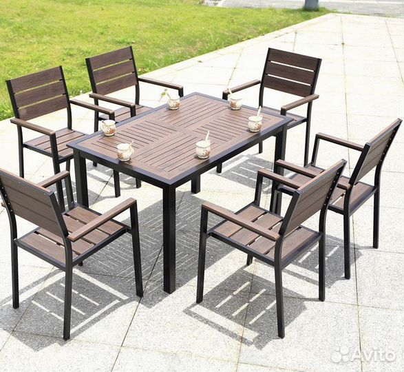 Обеденный комплект. Садовая мебель