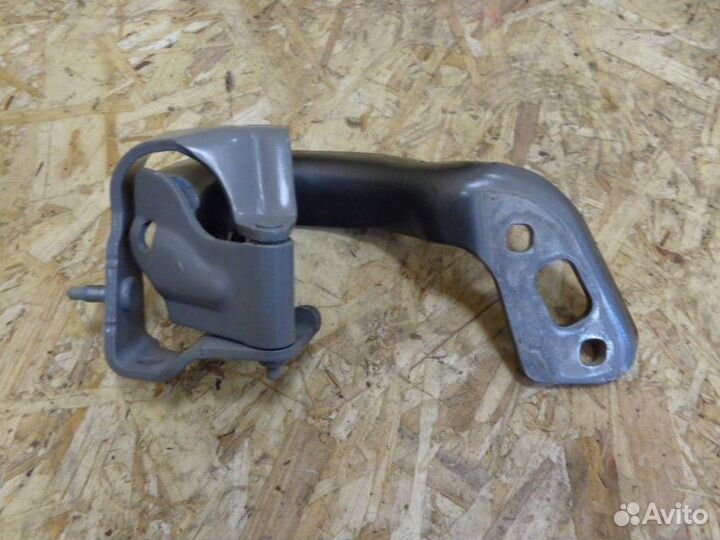 Петля багажника правая Audi A4 Allroad B8 CDN