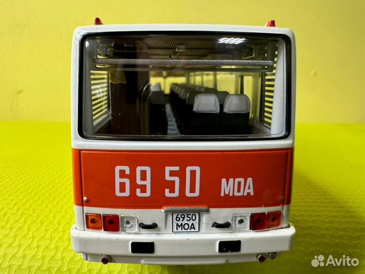 Модель 1:43 ikarus 250.80 Интурбюро с грз