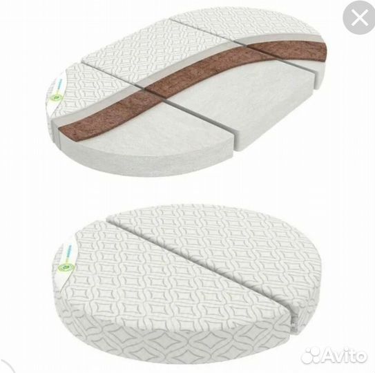 Детская кроватка с маятником белая