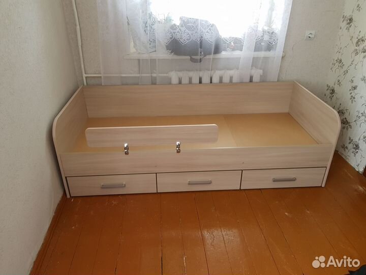 Кровать детская