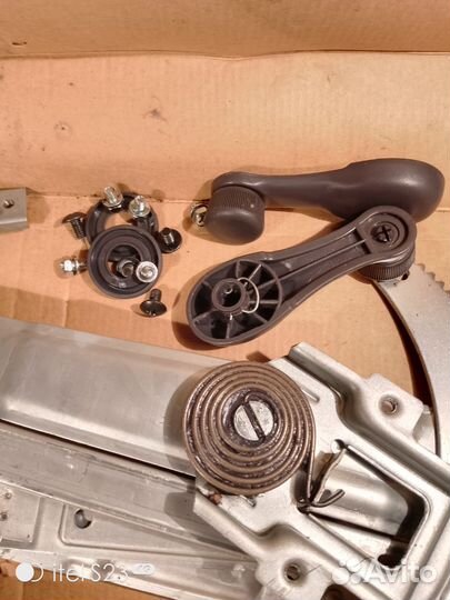 Стеклоподемники