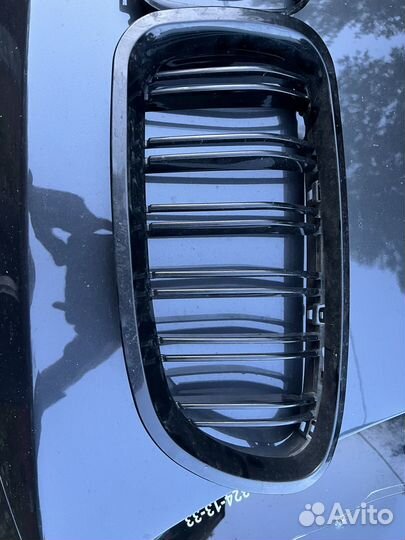 Решетка радиатора (ноздри) bmw f10 m