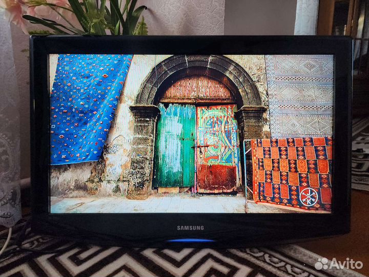 Телевизор Samsung LE32R81B