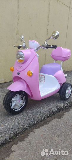 Мотороллер детский на аккумуляторе