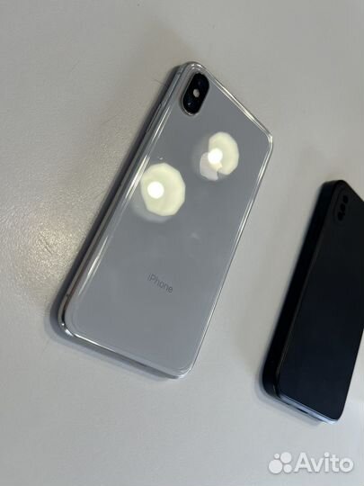 iPhone X, 64 ГБ