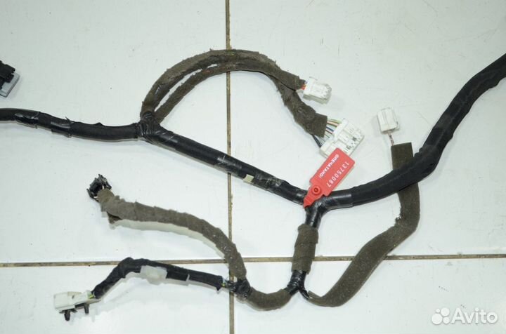 Проводка двери задняя левая Nissan Qashqai J11