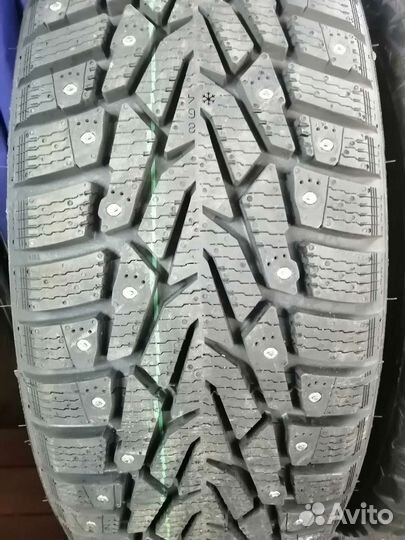 Nordman 7 215/65 R16