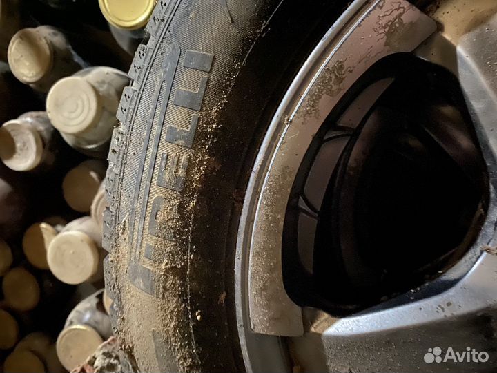 Pirelli Ice Zero 185/65 R15