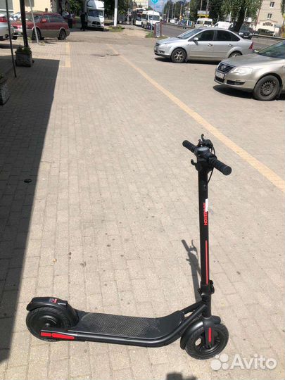 Электросамокат un-01