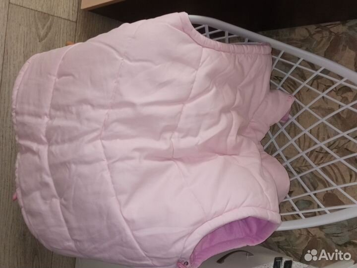 Безрукавка женская