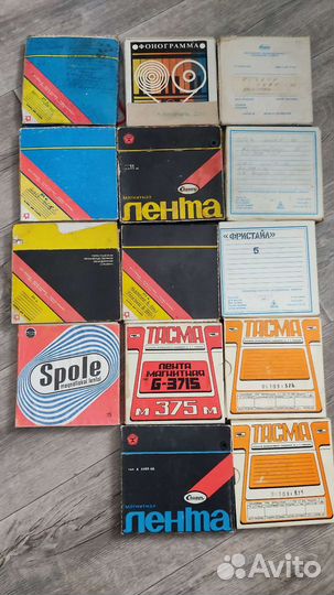 Магнитная лента катушки с записью