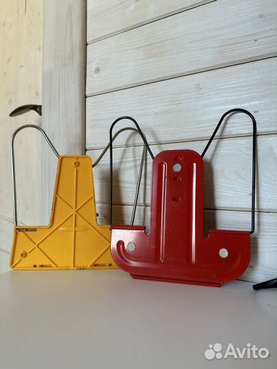 Подставка для книг в школу