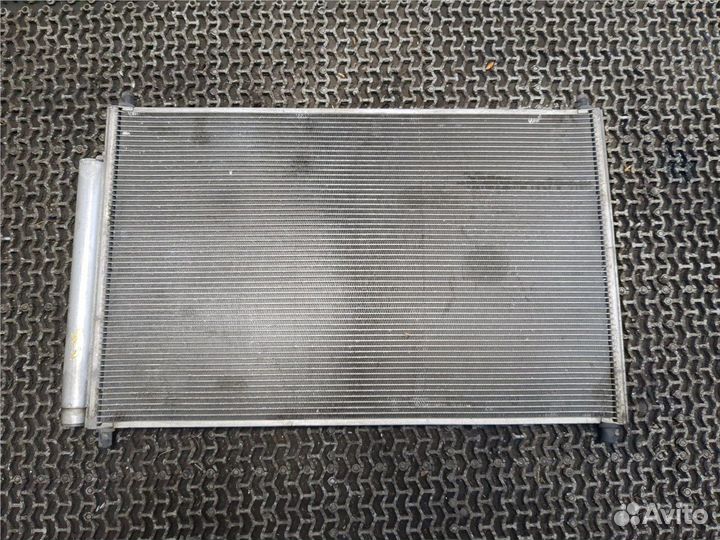 Радиатор кондиционера Pontiac Vibe 2, 2009
