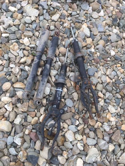 Mazda 6 II GH 2011 амортизатор передний задний