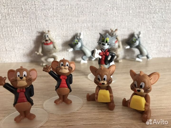 Игрушка киндер коллекция том и джерри