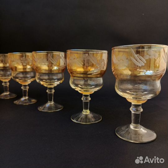 Бокал СССР цветное стекло фужер перламутр роспись