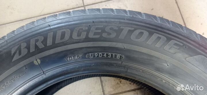 Bridgestone Ecopia EP850 225/65 R17 102H