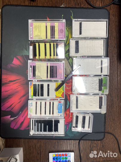 Ресницы и пинцет enigma