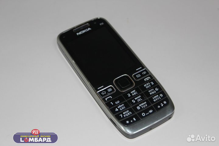 Nokia E52