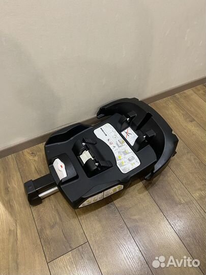 Коляска автокресло doona с базой isofix