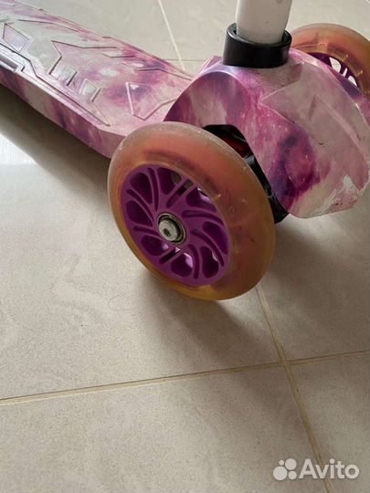 Самокат детский трехколесный reaction