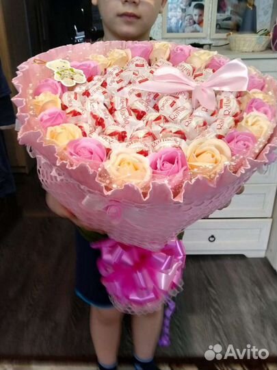 Съедобные букет из конфет Рафаэлло сладкий