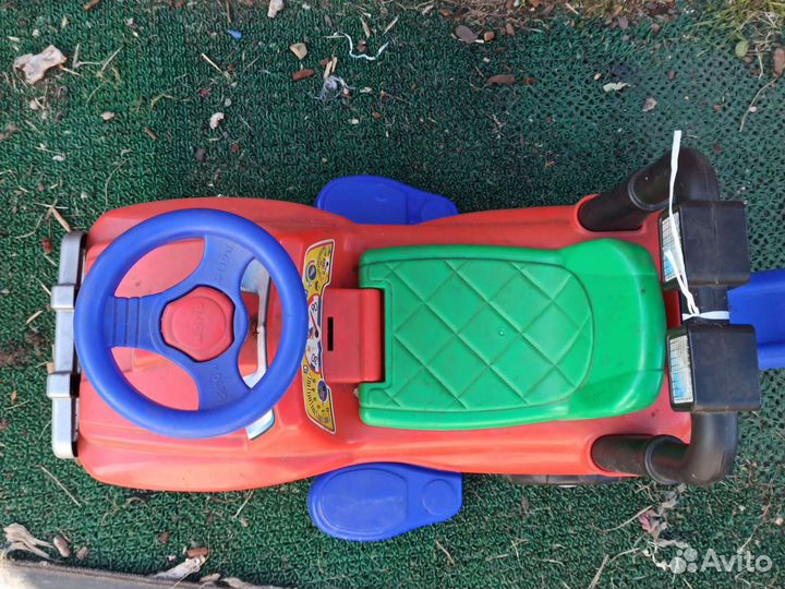Детская машинка каталка с ручкой бу