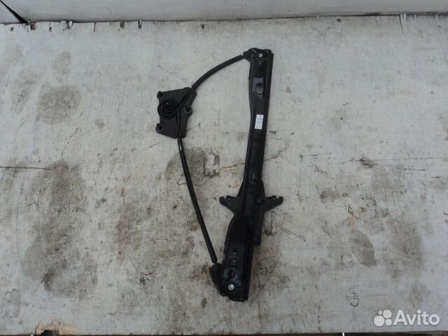 Стеклоподъемник передний правый Volkswagen Amarok