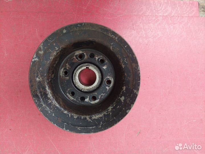 Шкив коленвала Mercedes-Benz W124 M102